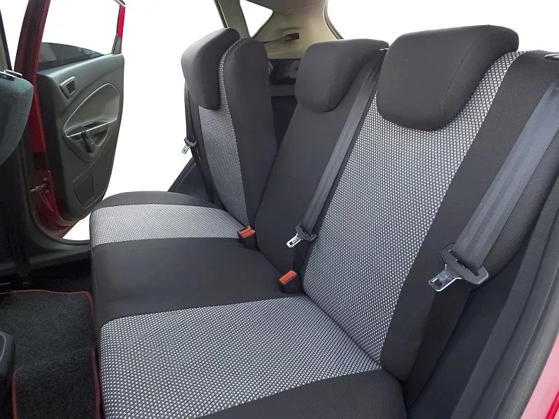 pokrowce-na-miare-dacia-duster-2013-2017-stan-nowy