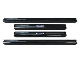 nakladki-ochronne-na-progi-listwy-progowe-do-volkswagen-california-t7-2024-