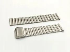 pasek-bransoleta-do-zegarka-smartwatcha-22mm-uniwersalna-srebrna-stalowa
