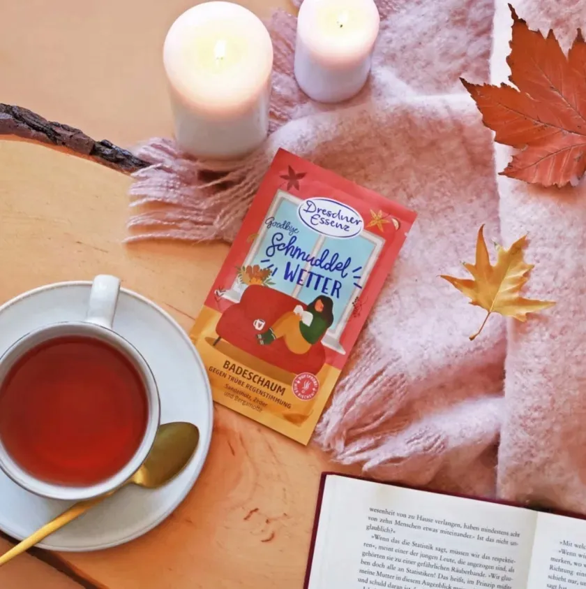 pozegnaj-brzydka-pogode-pianka-kapielowa-60g-dresdner-essenz-stan-nowy