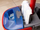 mop-plaski-vileda-h2pro-stan-nowy-zastosowanie-plyny-i-srodki-specjalistyczne