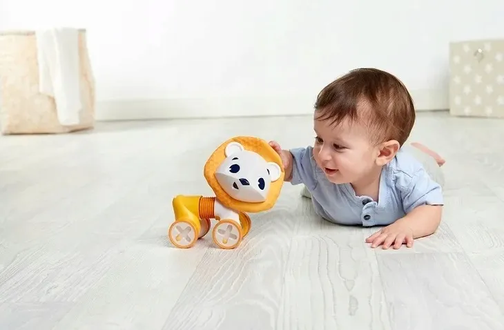 tiny-love-lew-leonadro-zabawka-interaktywna-rodzaj-pluszaki-interaktywne