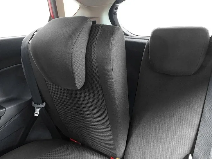 pokrowce-na-miare-dacia-duster-2013-2017-material-material-tapicerski