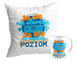 zestaw-poduszka-kubek-gamer-gracz-wyzszy-poziom
