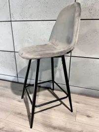 krzeslo-barowe-ava-grey-velvet-hoker-bar-lugano