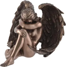 figura-nagi-skrzydlaty-aniol-erotyka-kamien-braz-na-prezent-salon-biuro