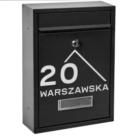 skrzynka-pocztowa-na-listy-czarna-wzor-zloty-napis-skrzynka-z-napisem