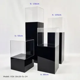 postumenty-z-kloszem-podesty-z-plexi-czarnej-30x30cm-gablota-wystawa-4-szt