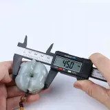 suwmiarka-elektroniczna-cyfrowa-lcd-dokladnosc-pomiaru-0-2-mm