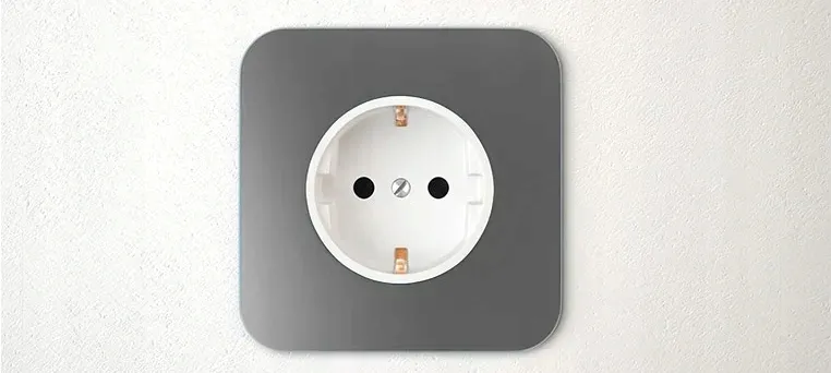 inteligentne-gniazdko-sterowane-wifi-tuya-v3-biale