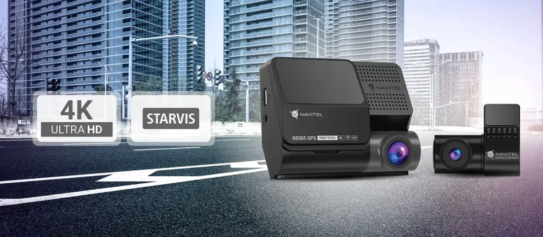 rejestrator-samochodowy-navitel-rs985-gps