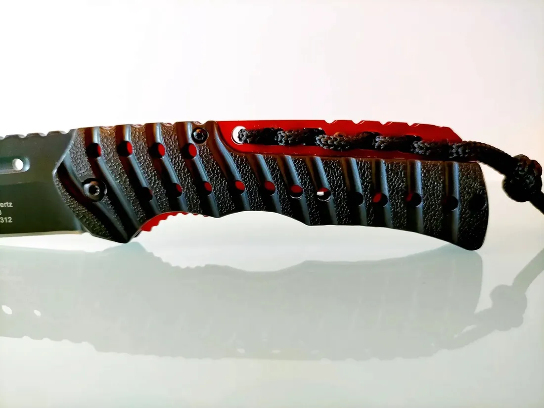 noz-herbertz-solingen-hit-black-polimer