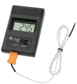 termometr-miernik-temperatury-z-sonda902