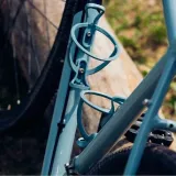 koszyk-bidonu-elite-t-race-black-material-dominujacy-tworzywo-sztuczne