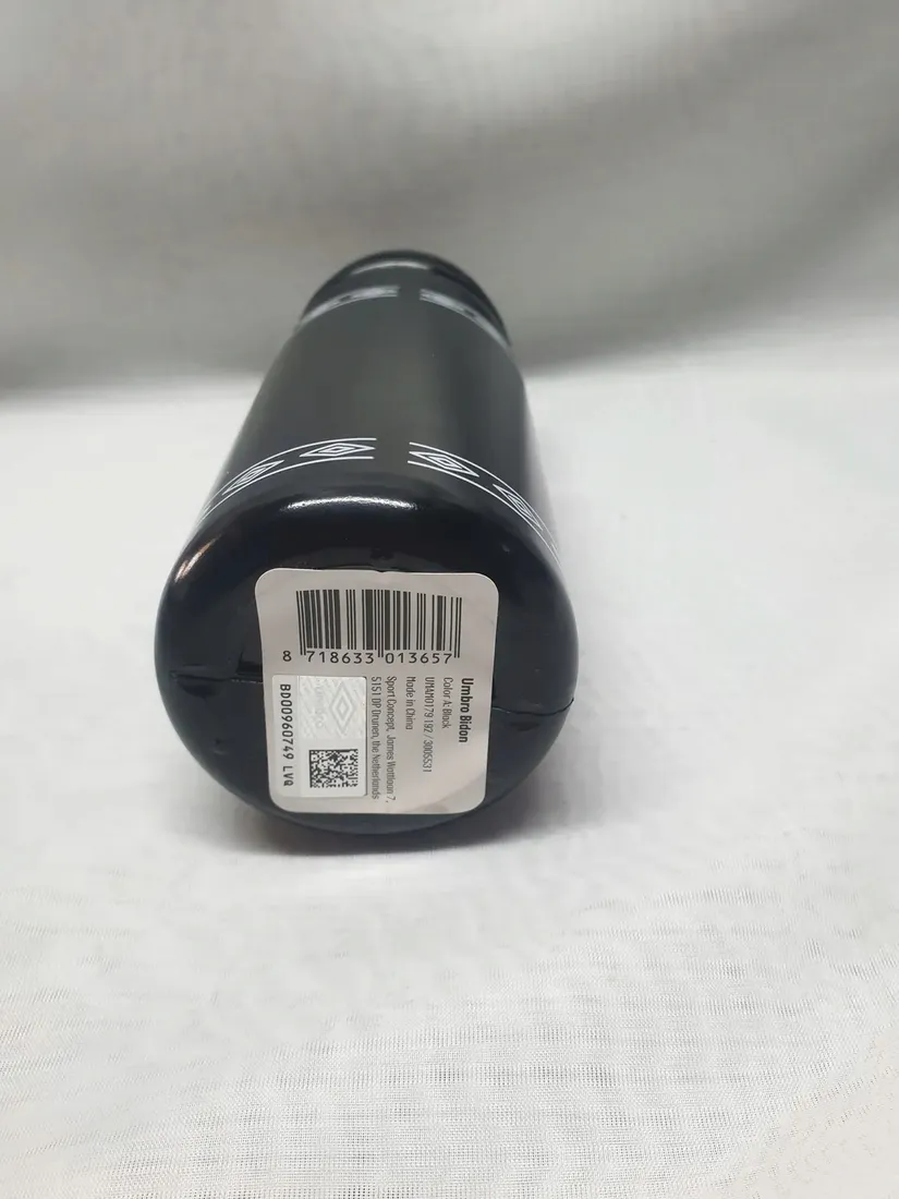 bidon-umbro-625ml-licencjonowany-stan-nowy