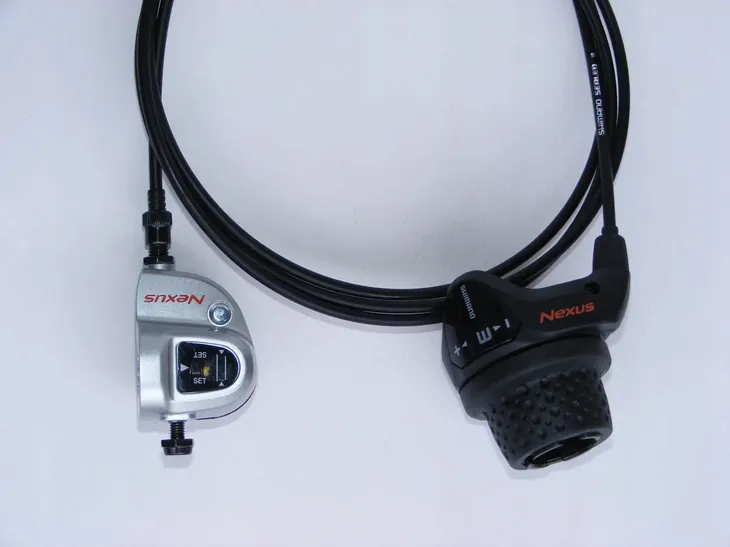 manetka-nexus-3-biegi-z-linka-marka-shimano