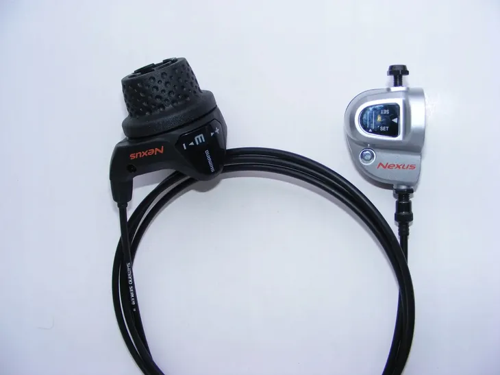 manetka-nexus-3-biegi-z-linka-waga-150-g