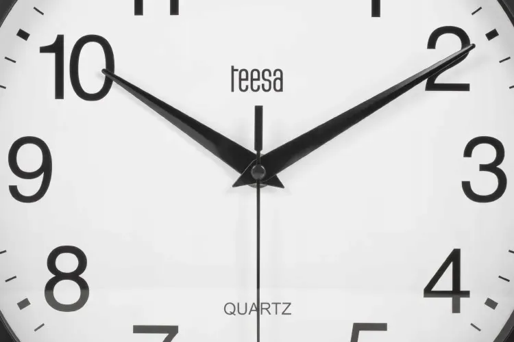 zegar-scienny-teesa-czarny-25cm-stan-nowy