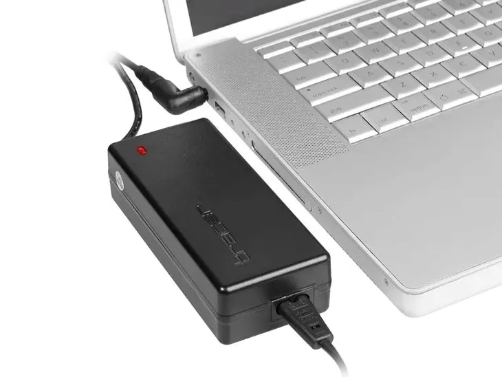 zasilacz-tracer-do-notebook-a-black-box-90-moc-zasilacza-90-w