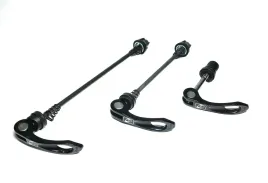 szybkozamykacze-piasty-przedniej-tylnej-siodla-czarne-promax