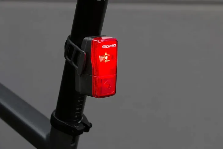 lampa-tyl-sigma-cubic-15910-rodzaj-tylne