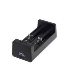 ladowarka-do-akumulatorow-18650-xtar-mc2