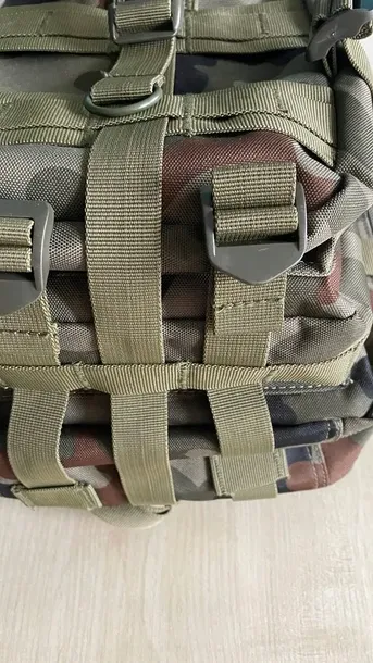 plecak-dominator-shadow-30-l-khaki-model-shadow