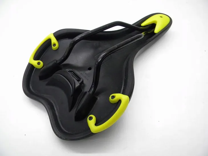 siodlo-selle-royal-shadow-mtb-trekking-szerokosc-155-mm