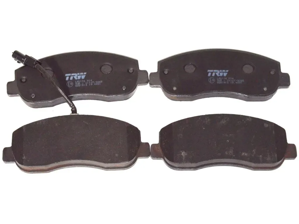 klocki-hamulcowe-przod-trw-renault-master-10-stan-nowy