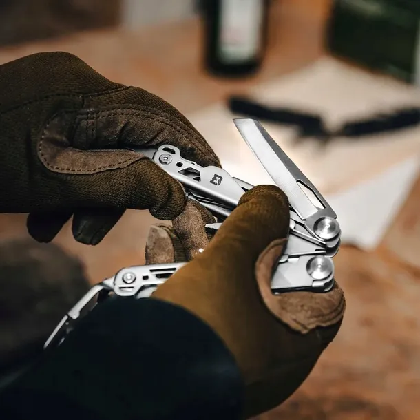 multitool-badger-outdoor-solid-16-in-1-material-narzedzi-stal