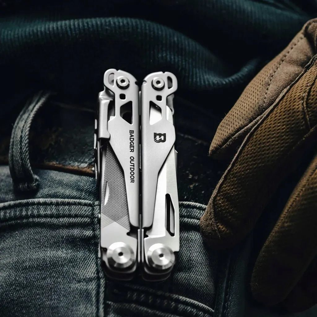 multitool-badger-outdoor-solid-16-in-1