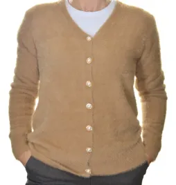 damski-kardigan-sweter-typu-alpaka-rozpinany-na-guziki-w-szpic-uni-karmel