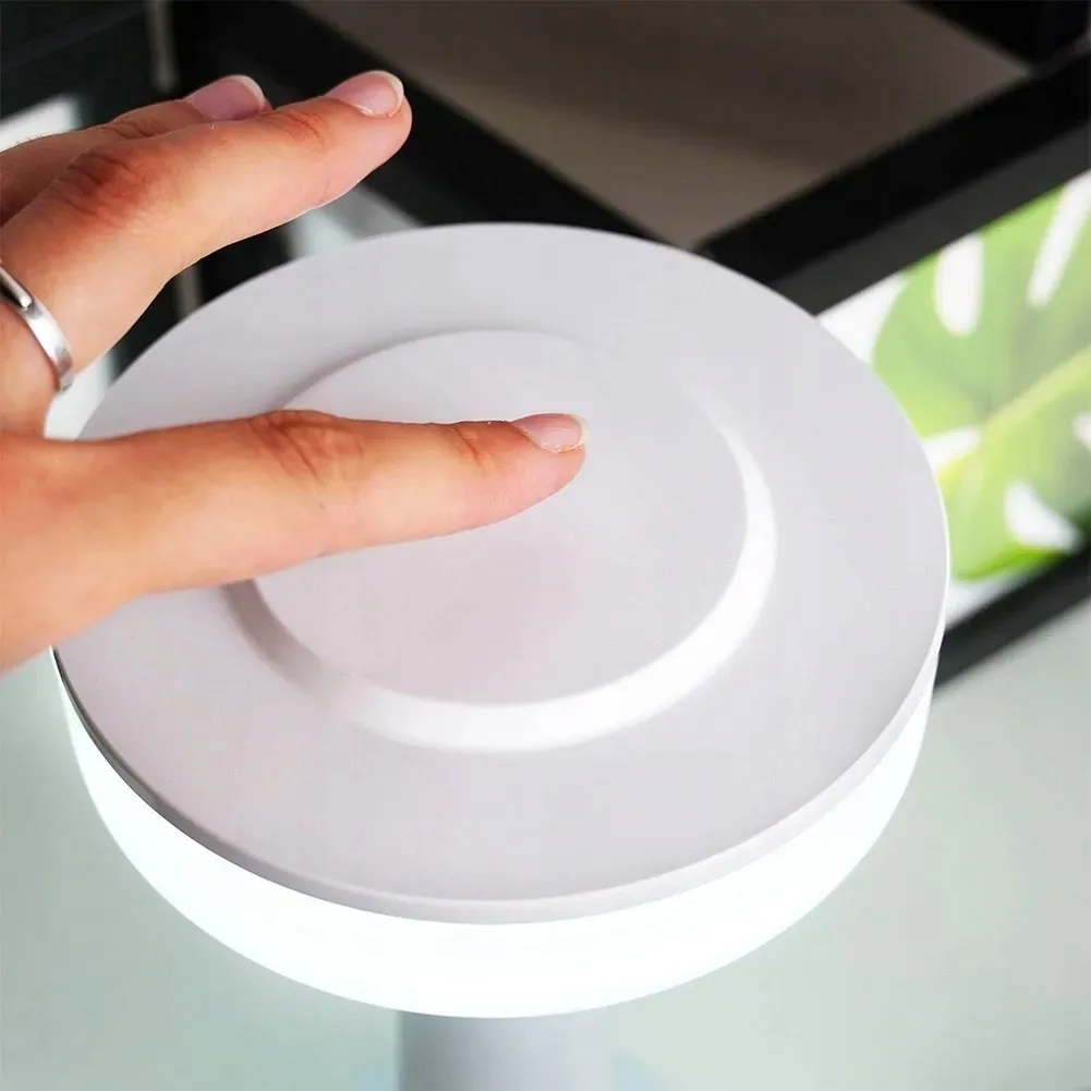 lampka-stolowa-led-biala-bezprzewodowa-3-tryby-swiecenia-vilde-21x12-cm-stan-nowy