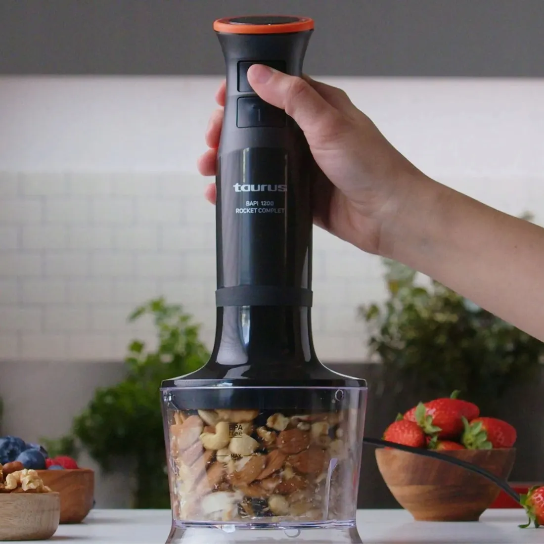 blender-taurus-bapi-1200-rocket-complet-1200w-p-stan-powystawowy