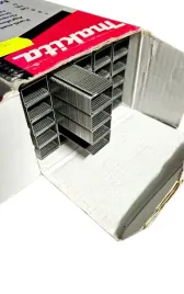 zszywki-do-zszywacza-makita-t221d-oraz-bst21rfe