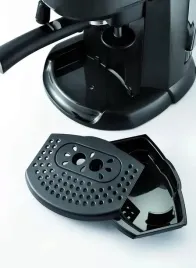 kolbowy-ekspres-cisnieniowy-de-longhi-ec-201cd-b-1100-w-czarny