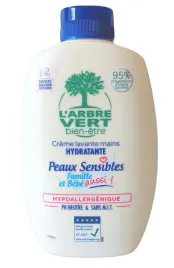 mydlo-w-plynie-l-arbre-vert-sensitive-skins-300-ml