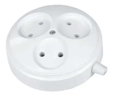 gniazdo-przedluzacza-3-krotne