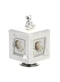 pudelko-pozytywka-swarovski-ramki-na-zdjecia-pamiatka-chrzest-grawer-gratis