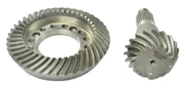 walek-atakujacy-zebatka-z19-42-john-deere-al38032