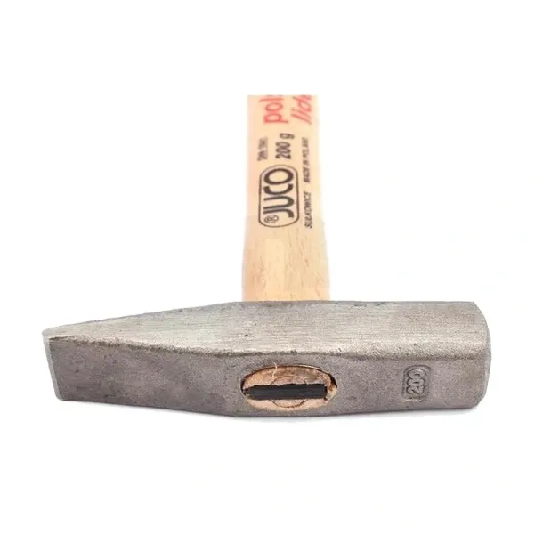 mlotek-slusarski-08kg-juco-trzonek-lakierowany