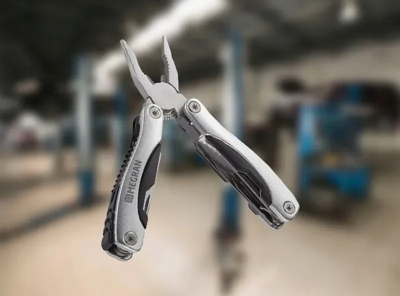 narzedzie-wielofunkcyjne-multitool-logo-grawer