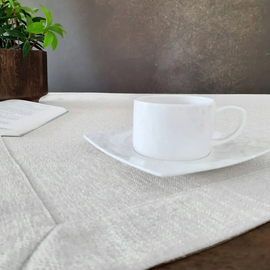 obrus-stella-2-30-x-40-cm-bialy