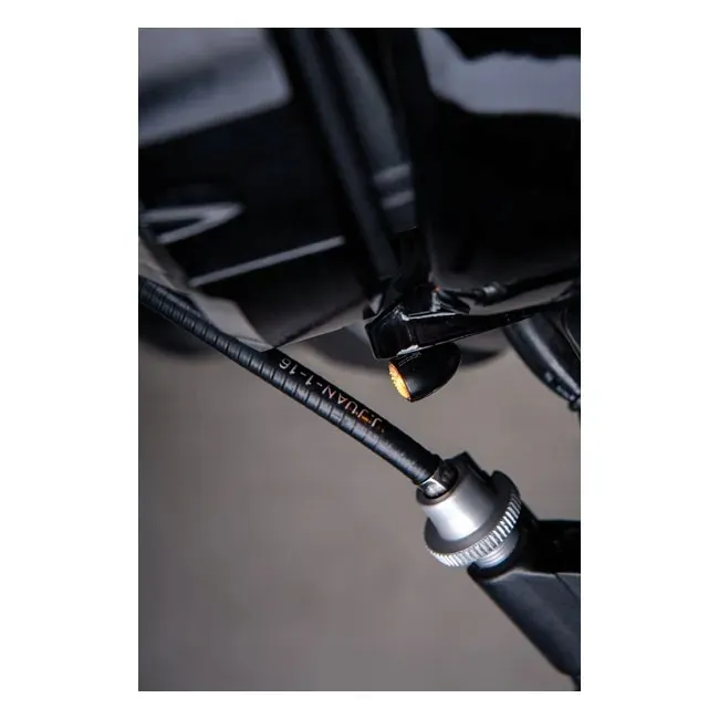 ciemny-kierunkowskaz-led-typ-bullet-harley-custom-stan-nowy