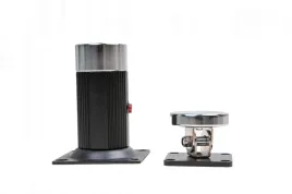 td160w-trzymacz-drzwiowy-scienny-przycisk-zwalniajacy-12-24-v-60-kg-yotogi