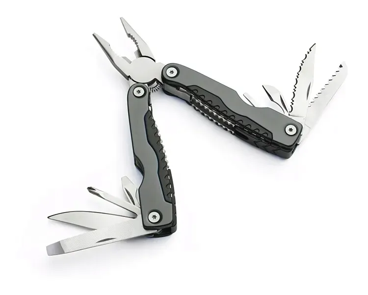 narzedzie-wielofunkcyjne-multitool-logo-grawer