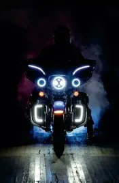 lampy-led-tracer-golebniki-harley-touring-1423-biale-kierunkowskaz