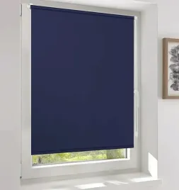 roleta-gladka-zaciemniajaca-ciemnoniebieska-granatowa-80-x-150-cm