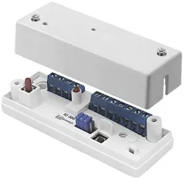 iu-300-m-interfejs-podlaczenia-detektorow-zbicia-szyby-serii-gd-alarmtech