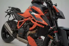 crashbar-gmol-sw-motech-ktm-1290-super-duke-r-2019-do-teraz-pomaranczowe